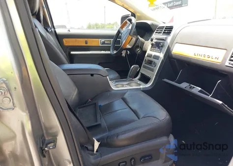 2008 Lincoln Mkx из США, поврежденный, VIN 2LMDU68C28BJ20335